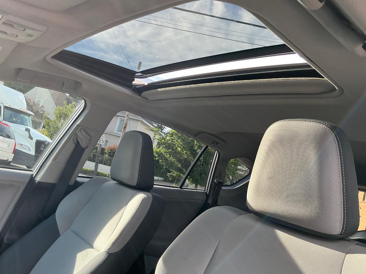 Toyota RAV4 XLE AWD 2013