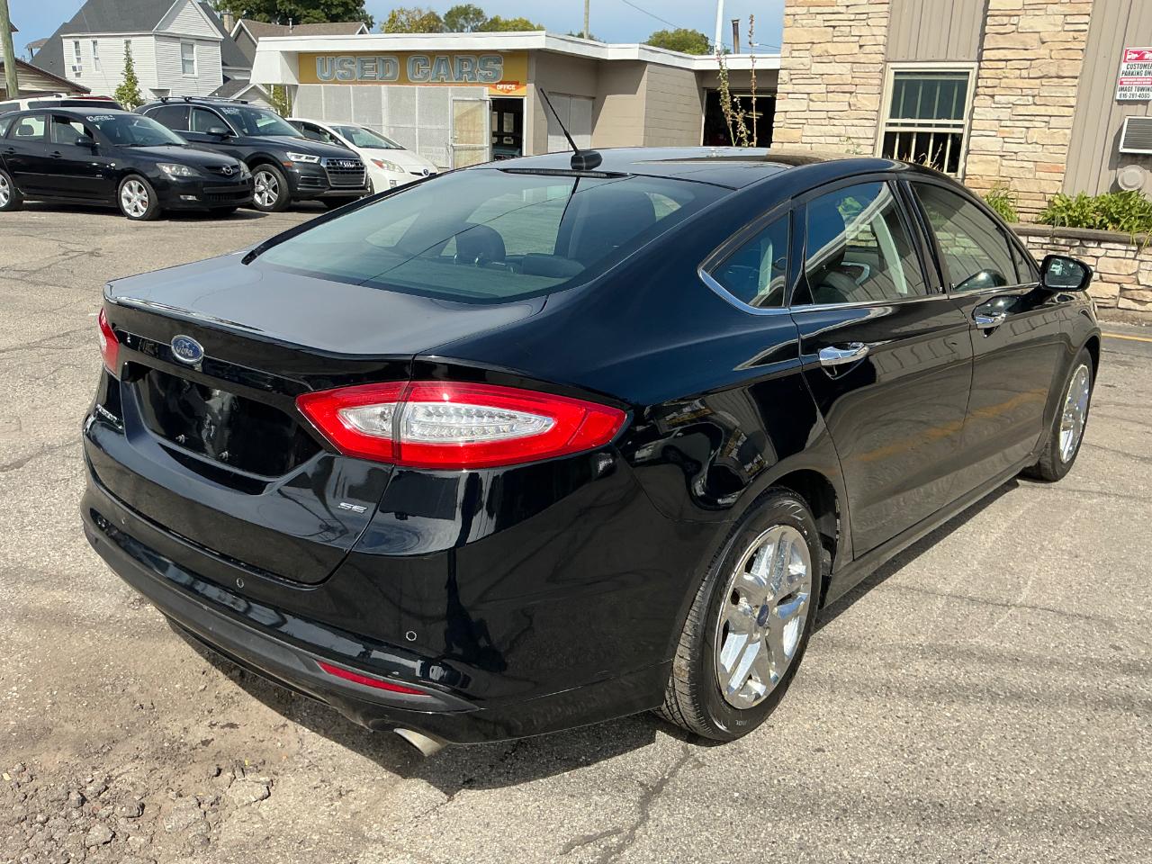 Ford Fusion SE 2016