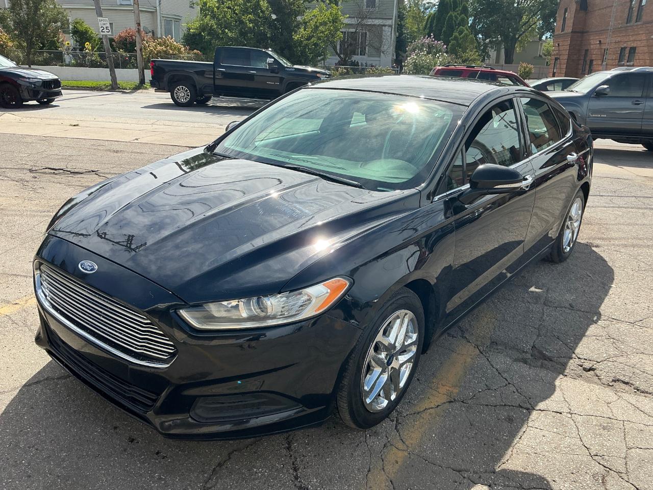 Ford Fusion SE 2016