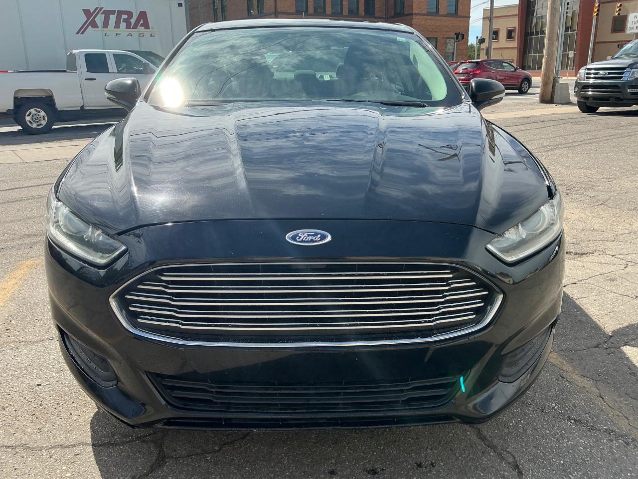 Ford Fusion SE 2016