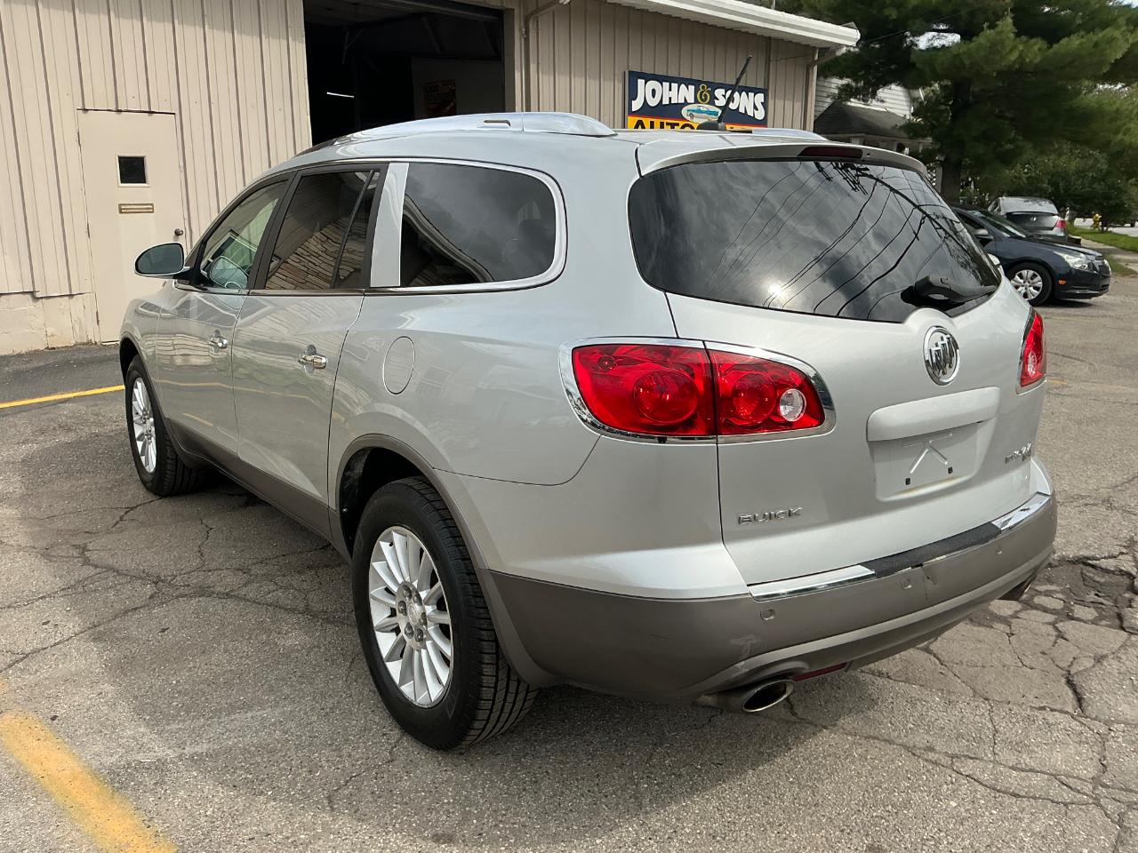 Buick Enclave CXL-1 AWD 2011