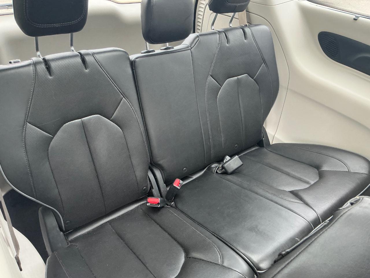 Chrysler Pacifica Limited 2018