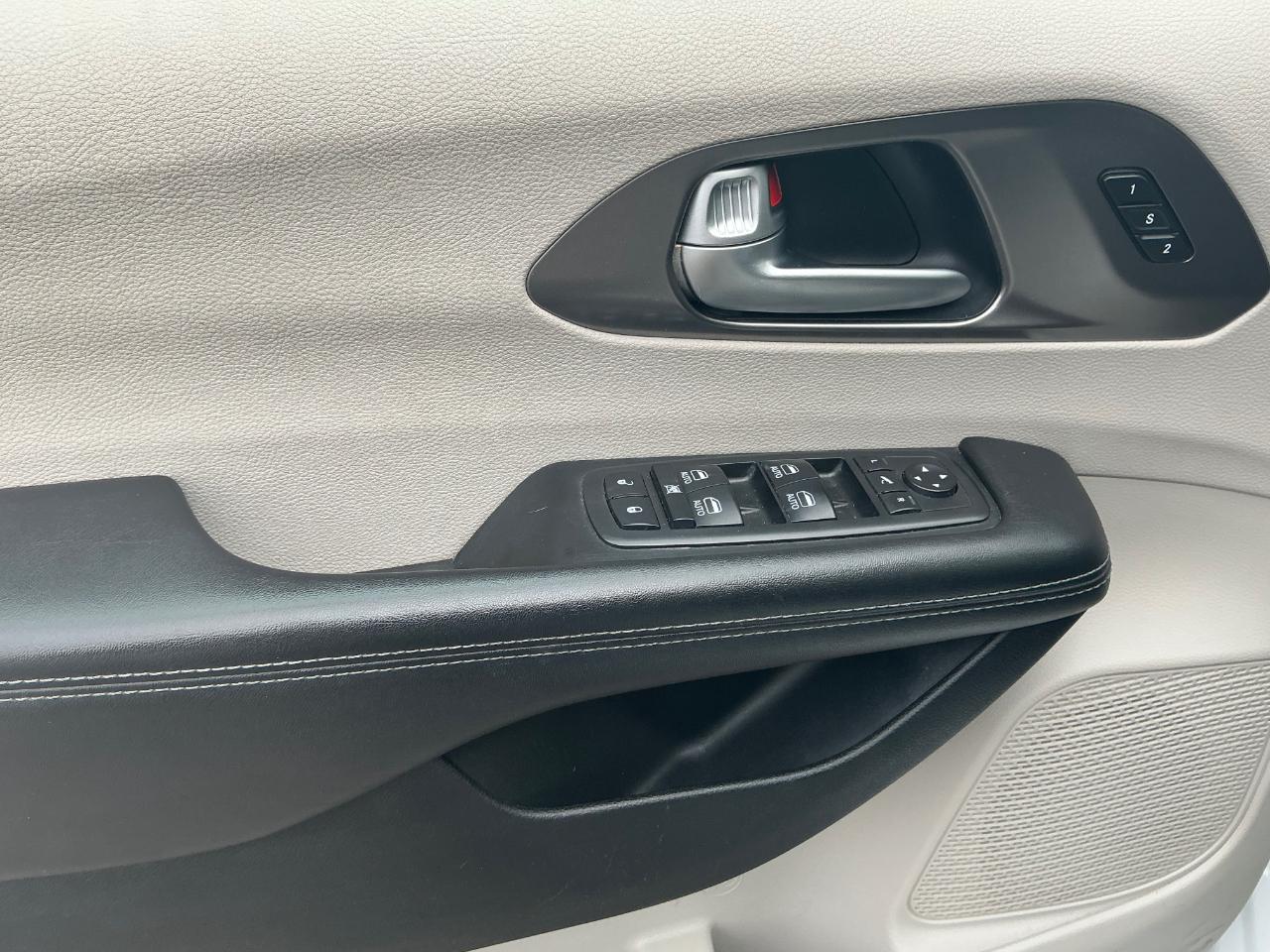 Chrysler Pacifica Limited 2018