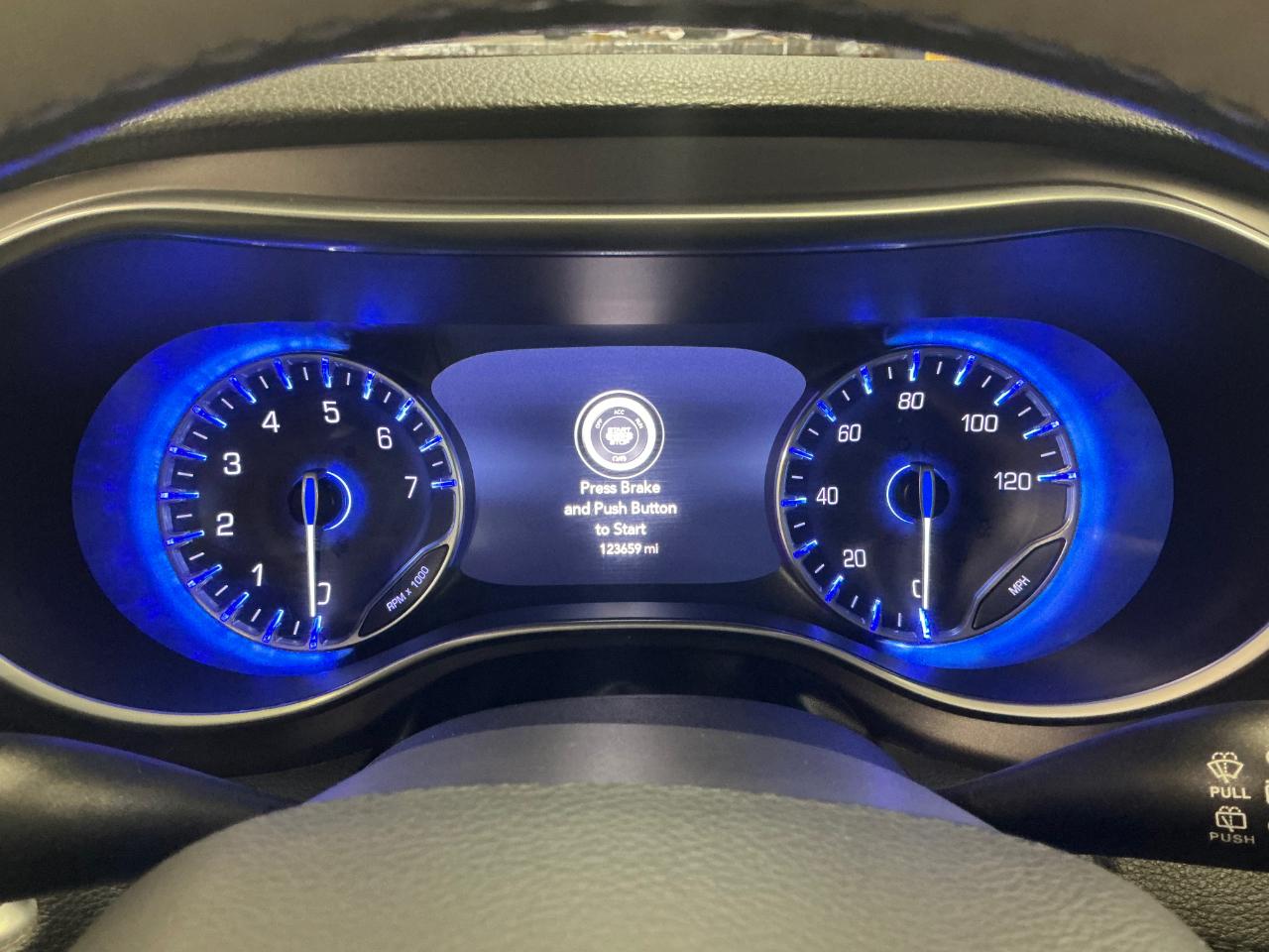 Chrysler Pacifica Limited 2018