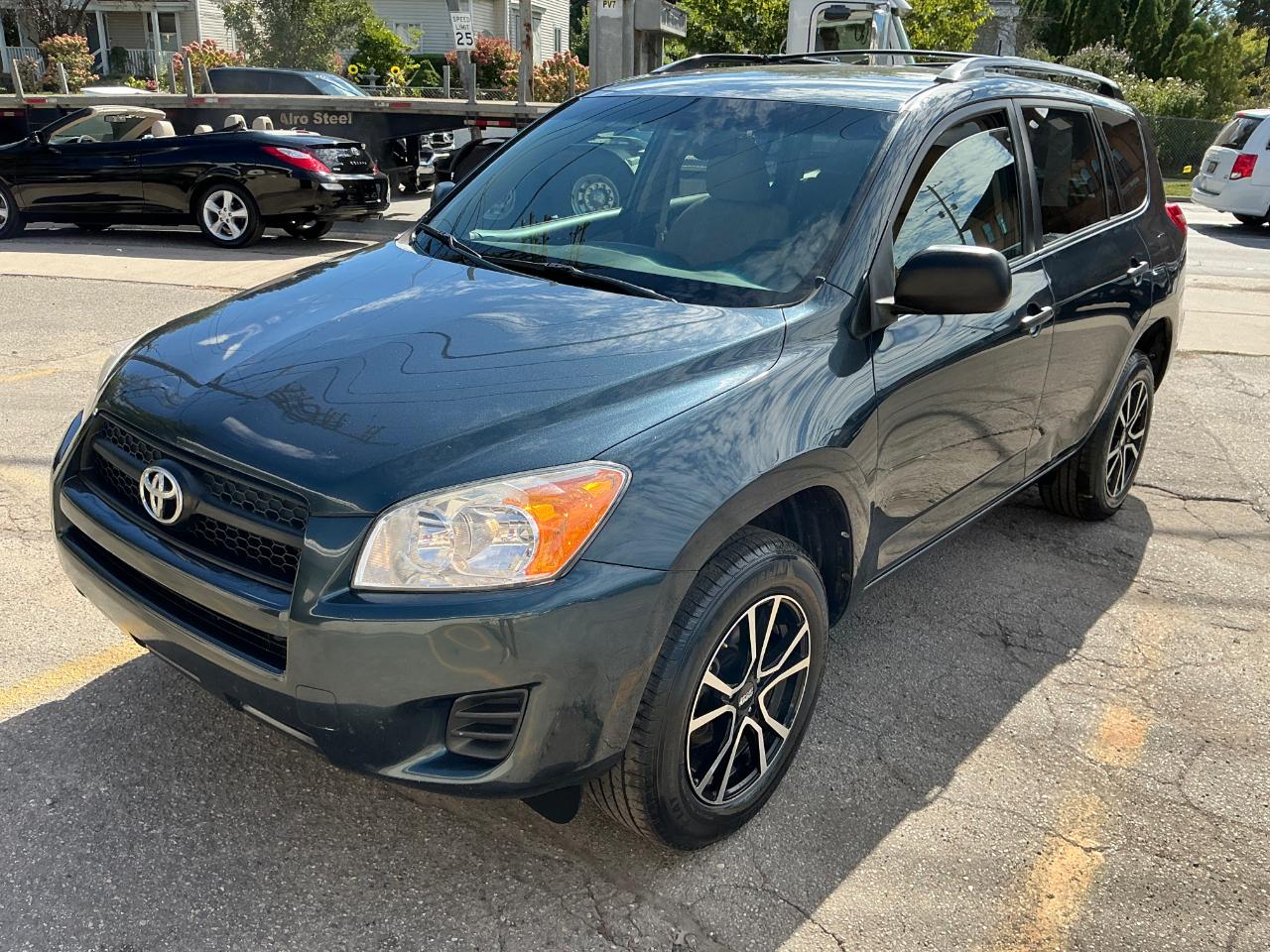 Toyota RAV4 Base I4 4WD 2009