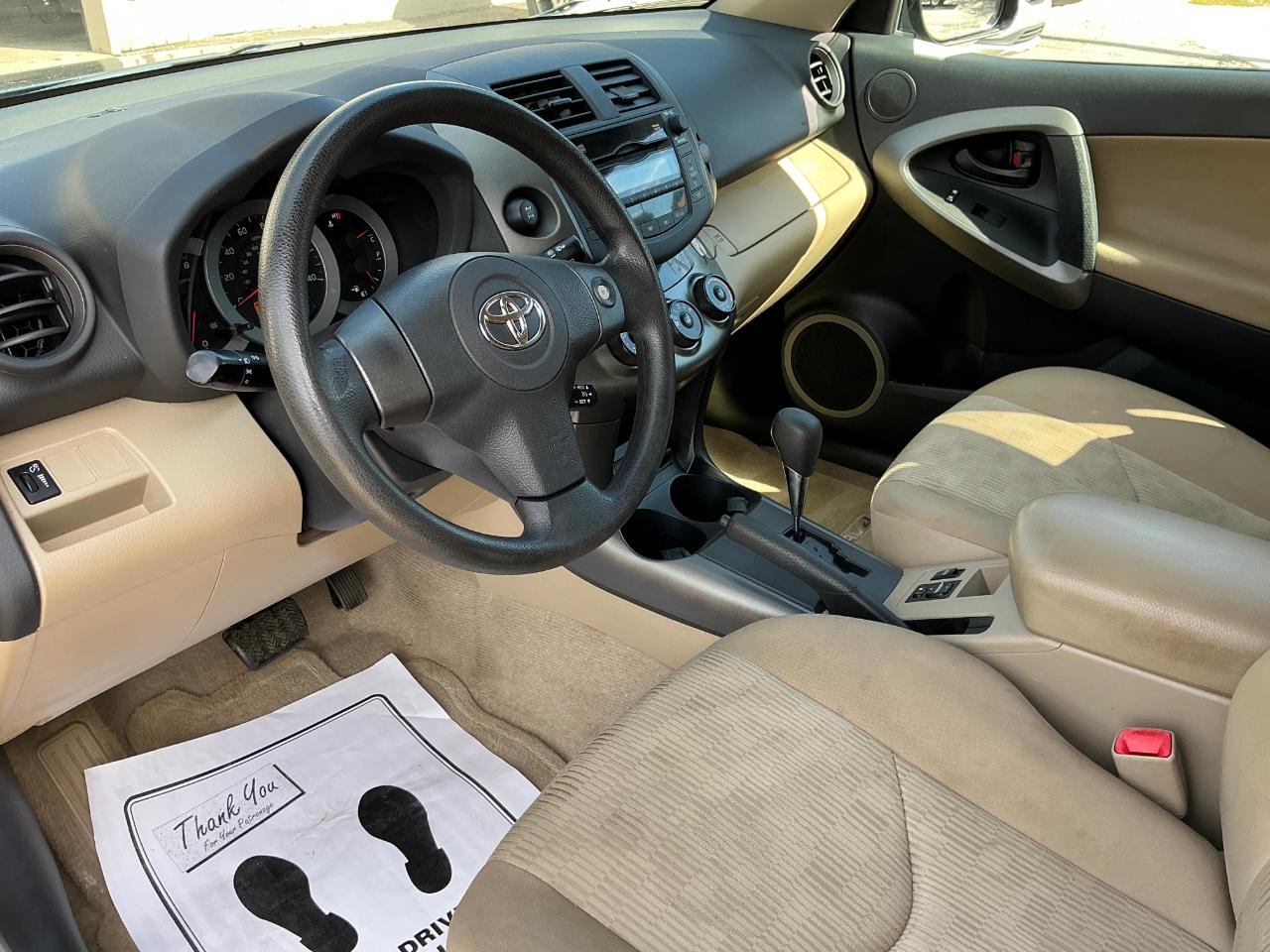 Toyota RAV4 Base I4 4WD 2009