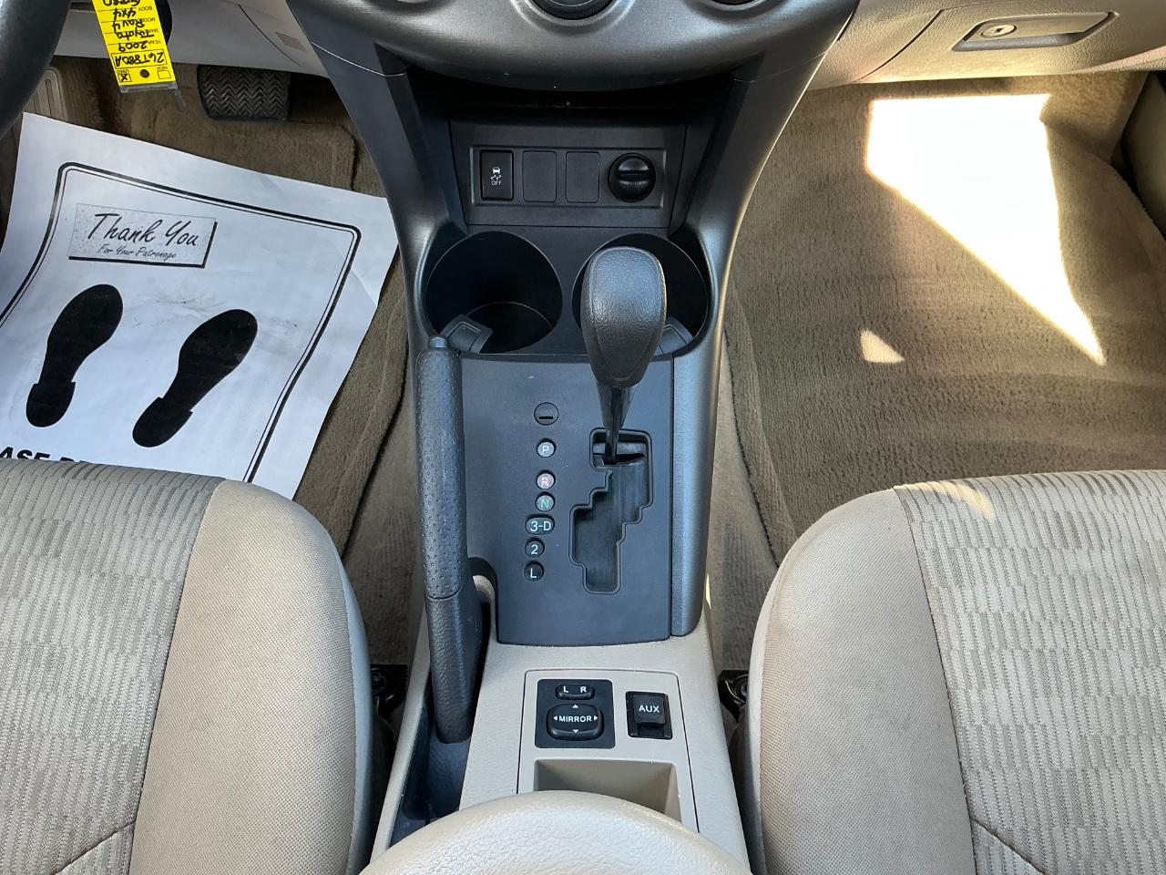 Toyota RAV4 Base I4 4WD 2009