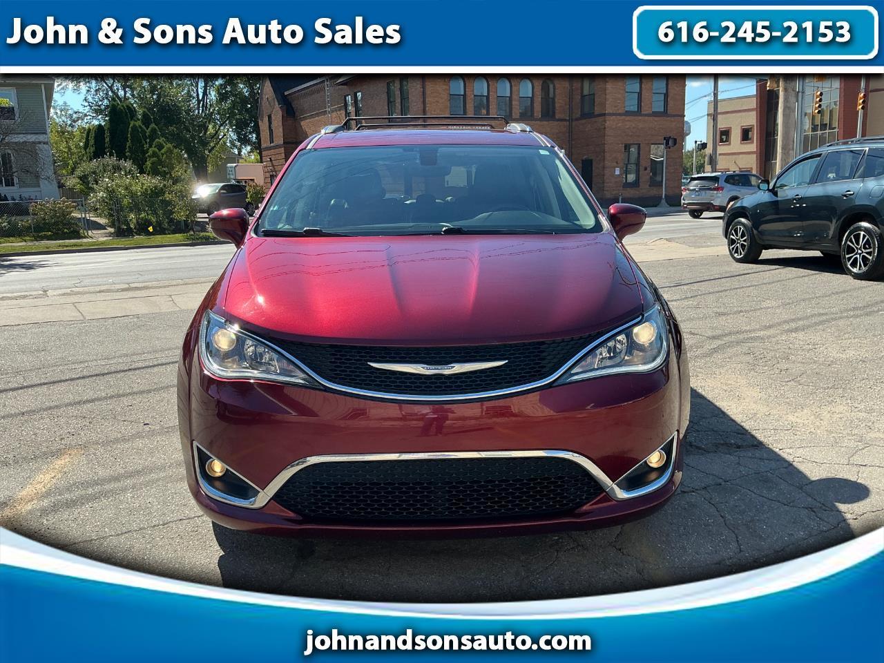 2018 Chrysler Pacifica Touring-L