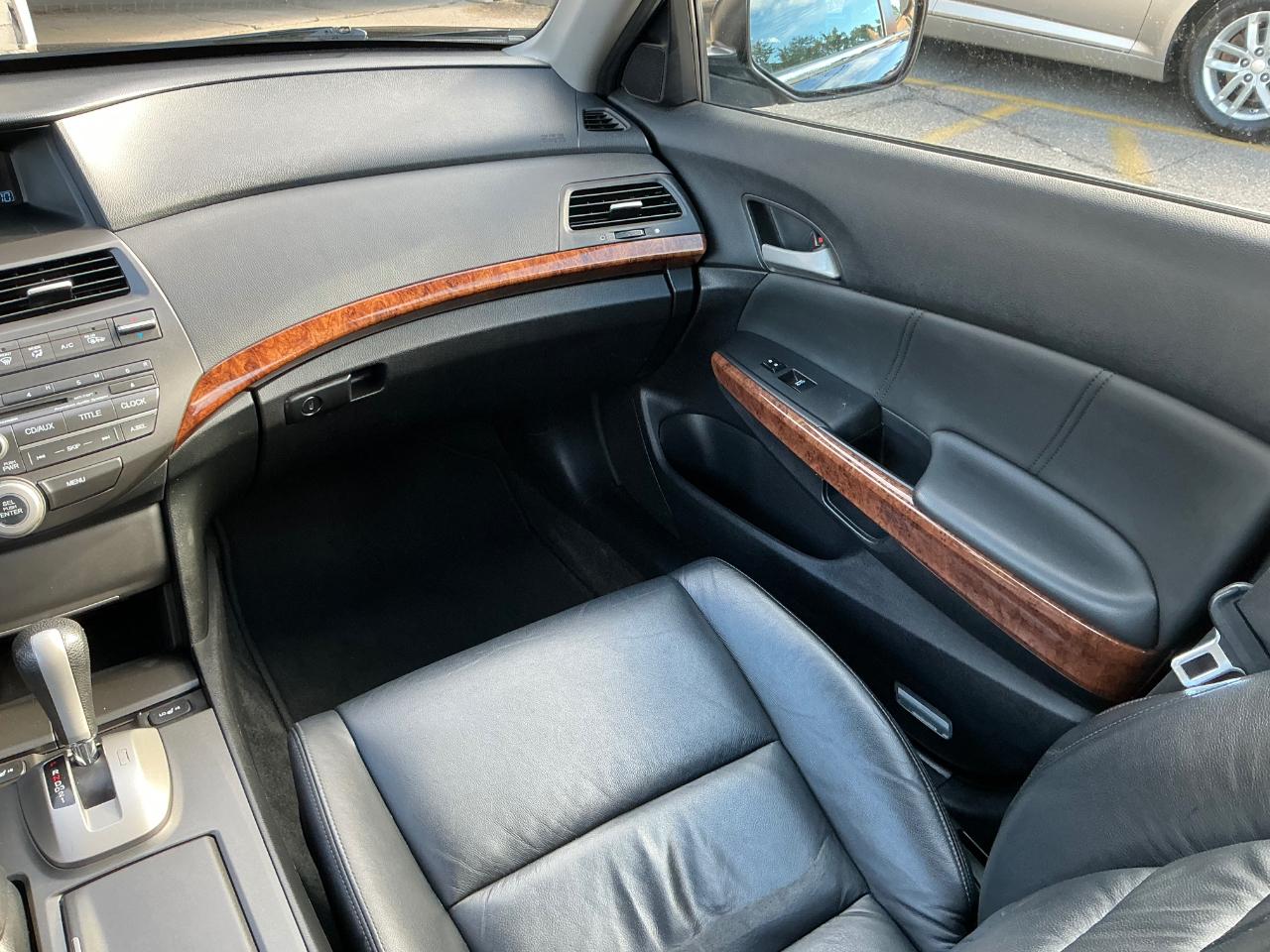 Honda Accord EX-L Sedan AT 2012
