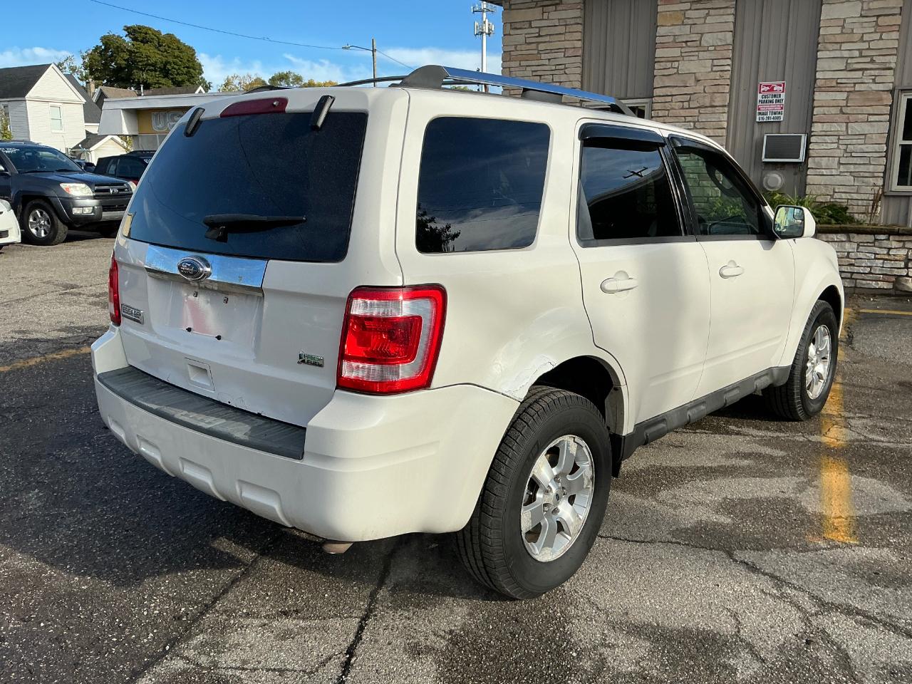 Ford Escape Limited FWD 2010