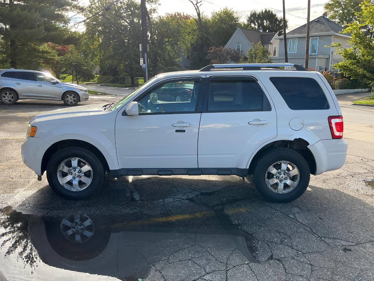 Ford Escape Limited FWD 2010