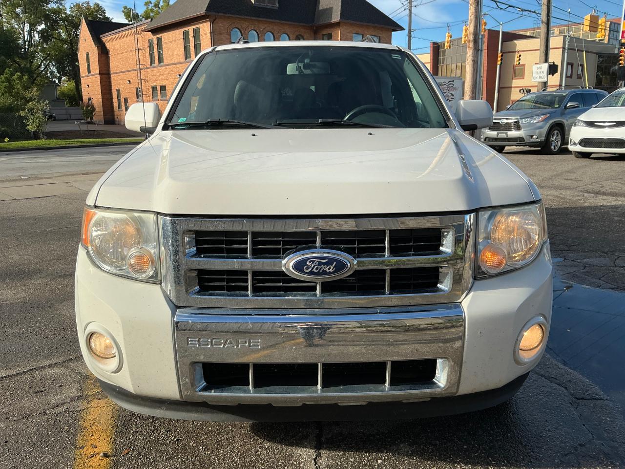 Ford Escape Limited FWD 2010