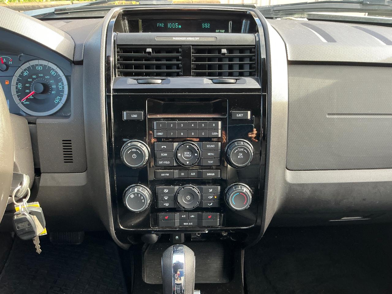 Ford Escape Limited FWD 2010