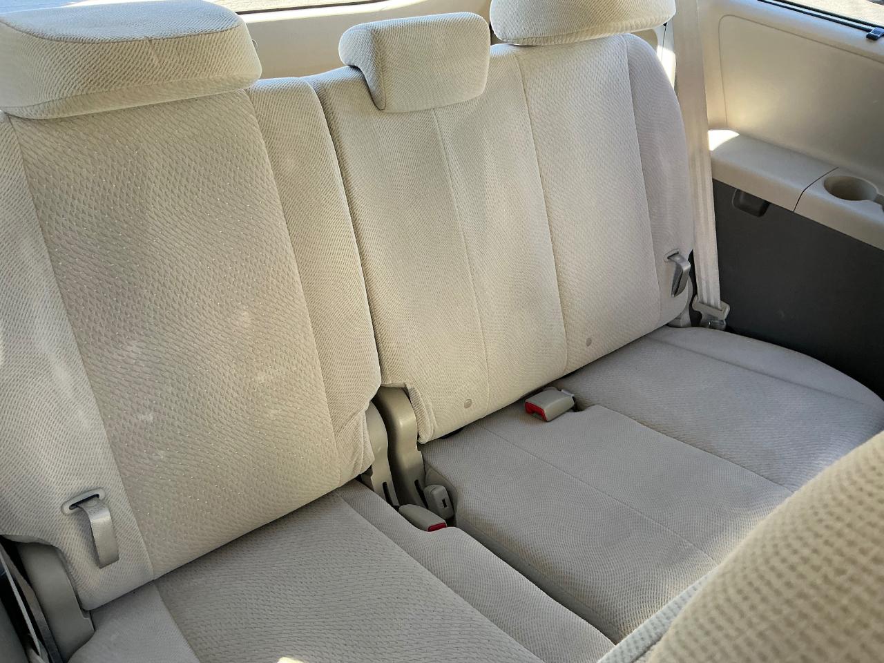 Toyota Sienna LE AWD 7-Passenger V6 2014