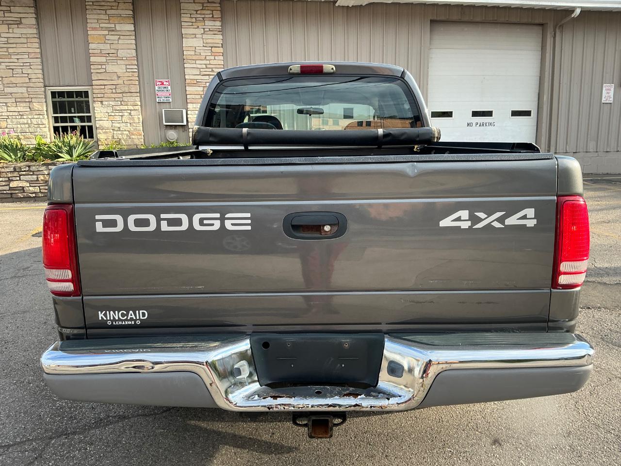 Dodge Dakota SLT Quad Cab 4WD 2002
