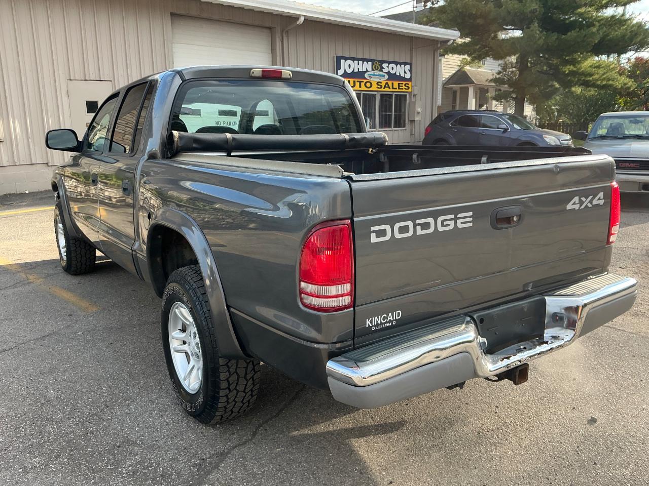 Dodge Dakota SLT Quad Cab 4WD 2002