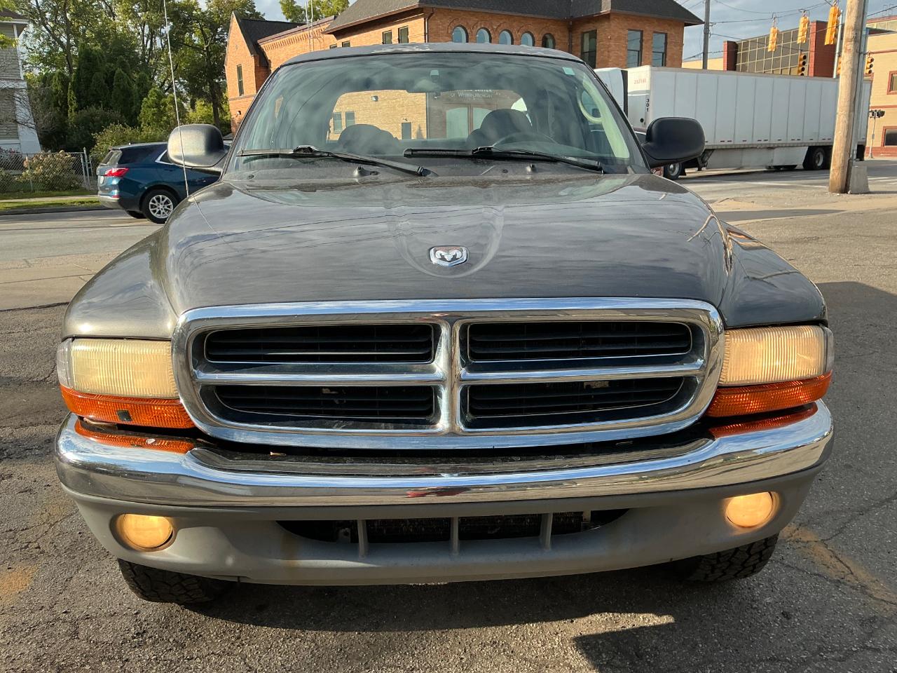 Dodge Dakota SLT Quad Cab 4WD 2002