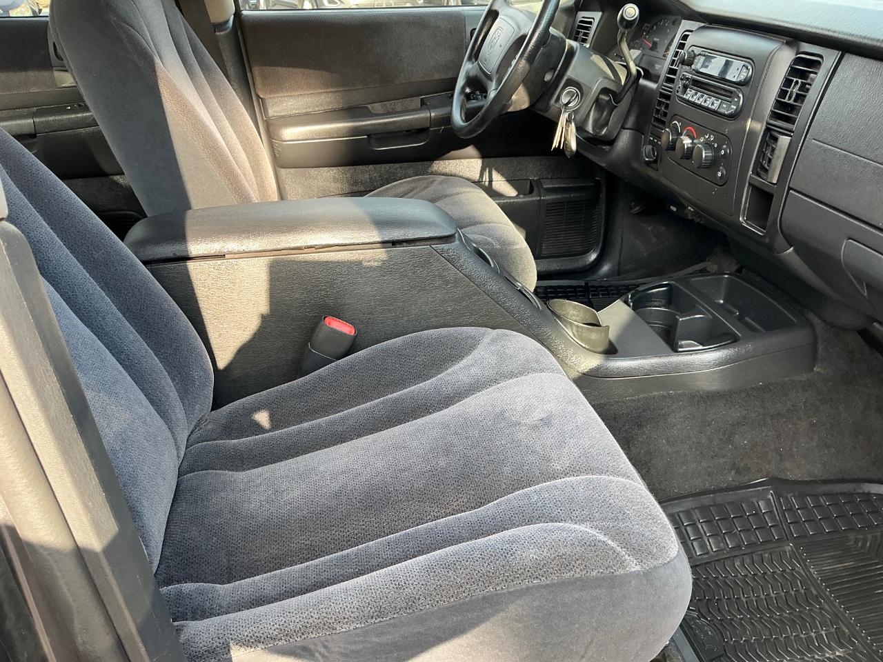 Dodge Dakota SLT Quad Cab 4WD 2002