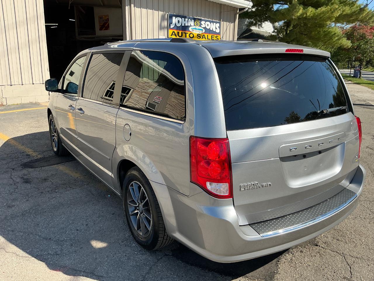 Dodge Grand Caravan SXT 2017