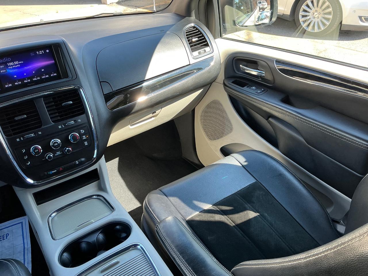 Dodge Grand Caravan SXT 2017