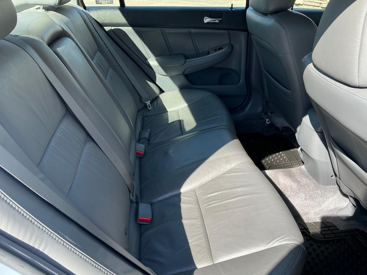 Honda Accord Hybrid V6 5-Speed AT 2006