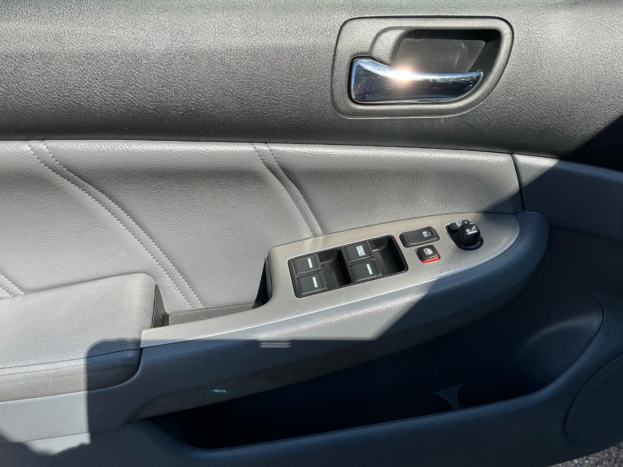 Honda Accord Hybrid V6 5-Speed AT 2006