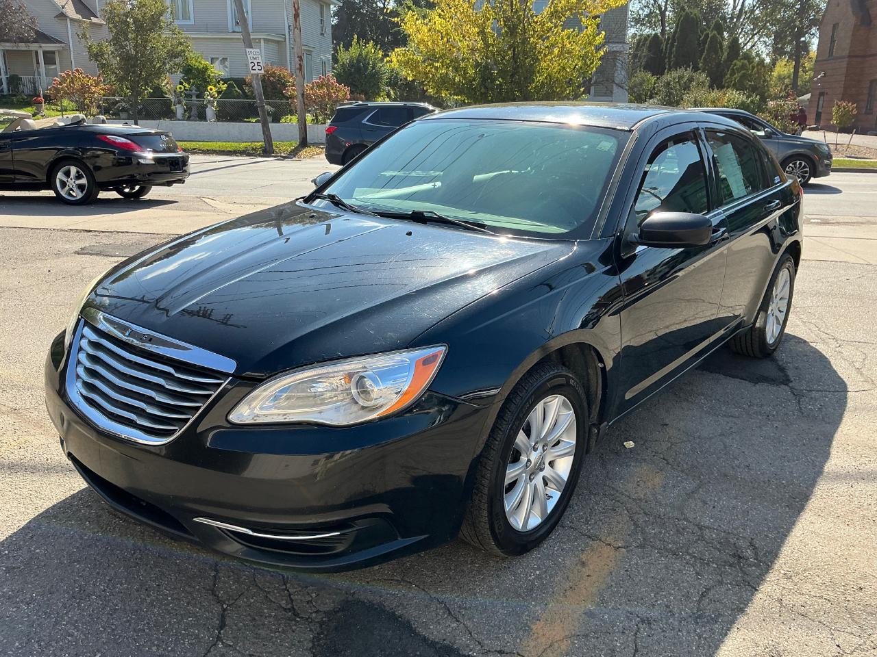 Chrysler 200 Touring 2013