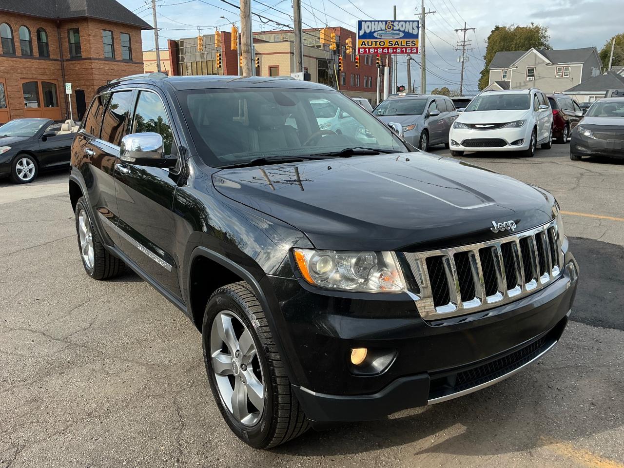 Jeep Grand Cherokee Overland 4WD 2011