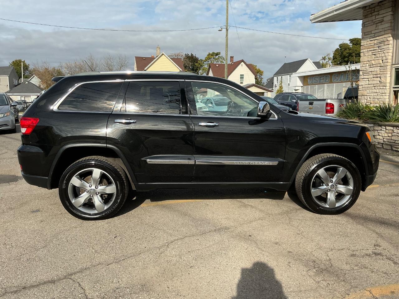 Jeep Grand Cherokee Overland 4WD 2011
