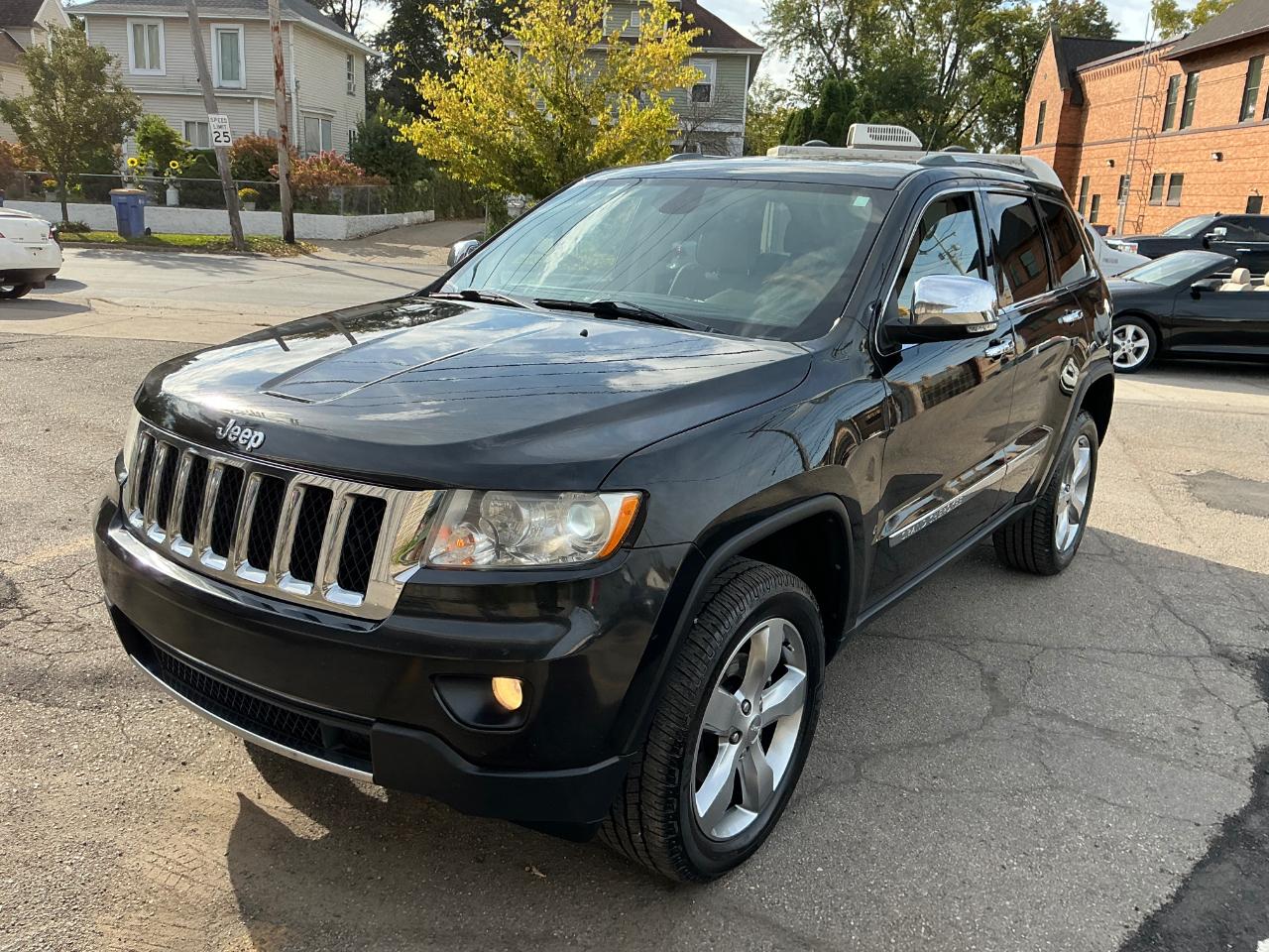 Jeep Grand Cherokee Overland 4WD 2011