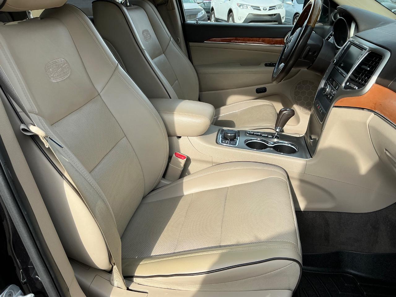 Jeep Grand Cherokee Overland 4WD 2011