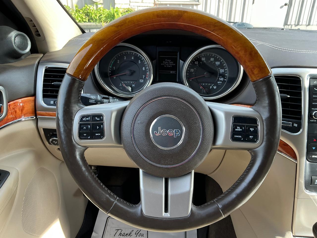 Jeep Grand Cherokee Overland 4WD 2011