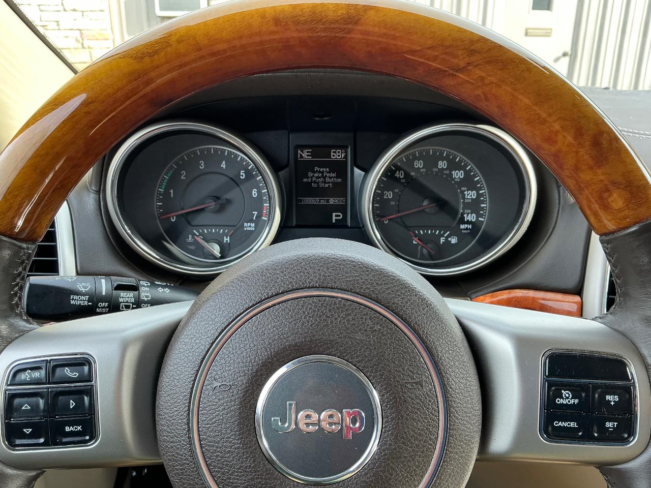 Jeep Grand Cherokee Overland 4WD 2011