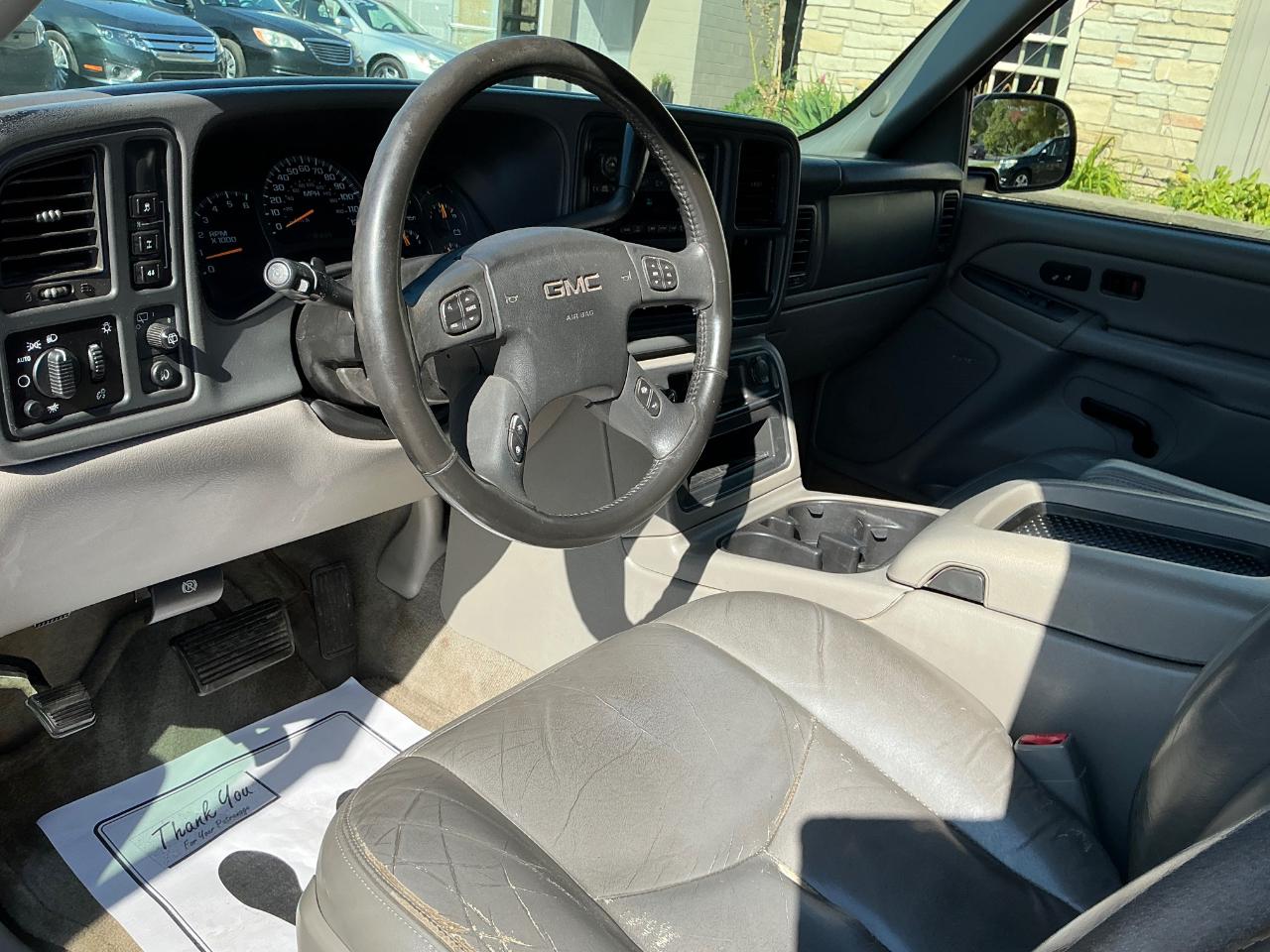 GMC Yukon 4WD 2004
