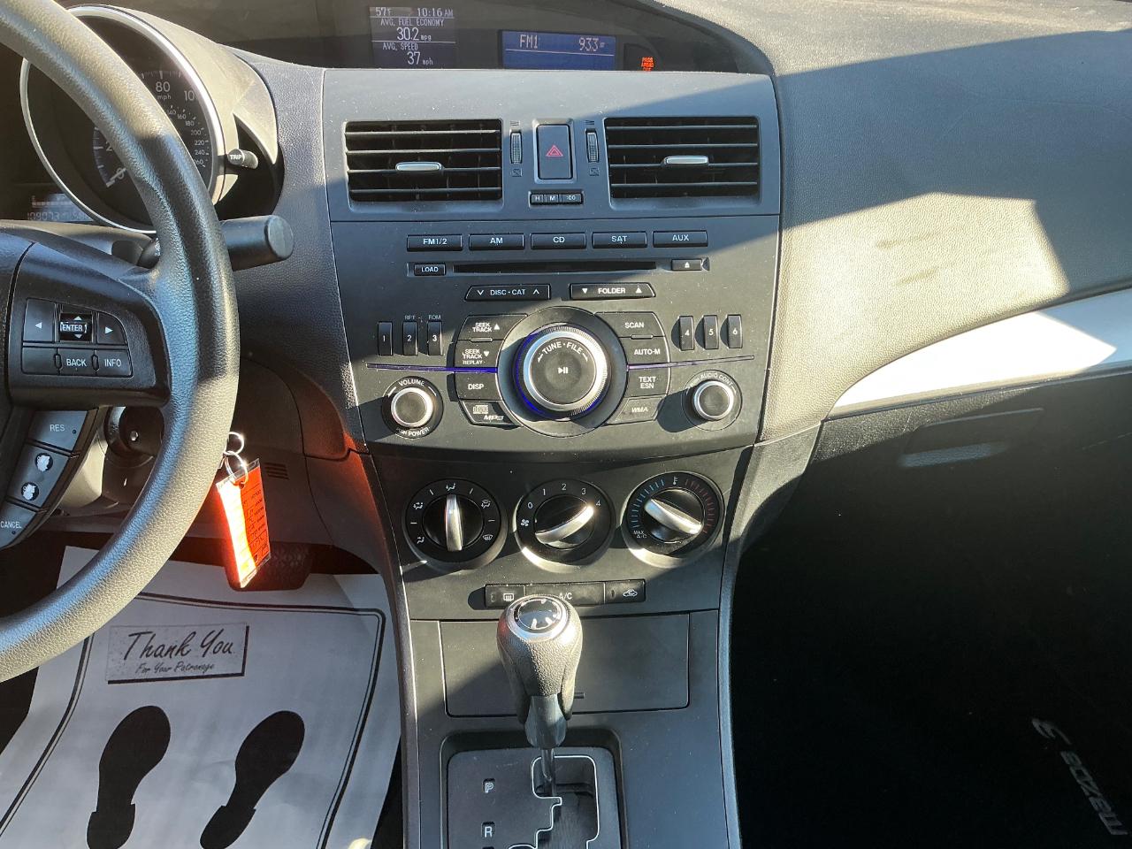 Mazda MAZDA3 i Sport 4-Door 2013