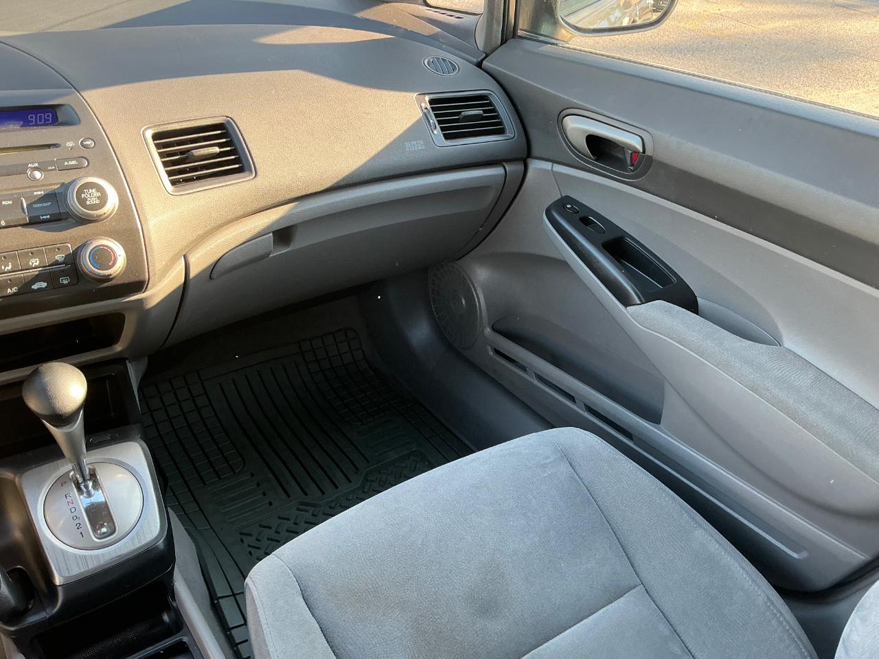 Honda Civic LX Sedan AT 2008