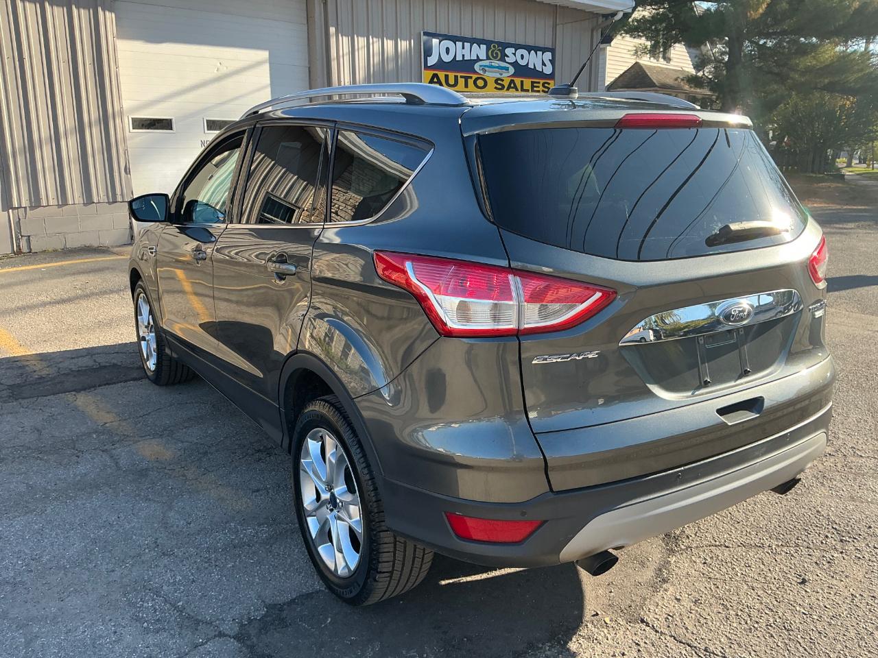 Ford Escape Titanium 4WD 2016