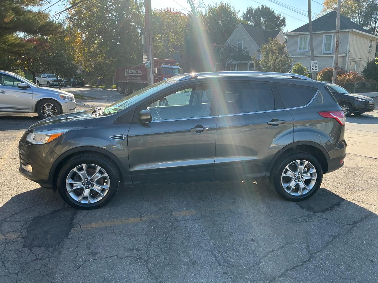 Ford Escape Titanium 4WD 2016