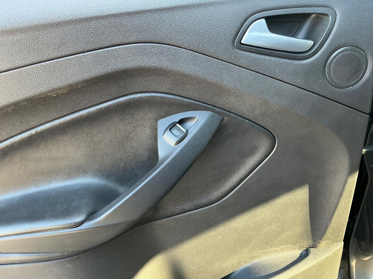 Ford Escape Titanium 4WD 2016