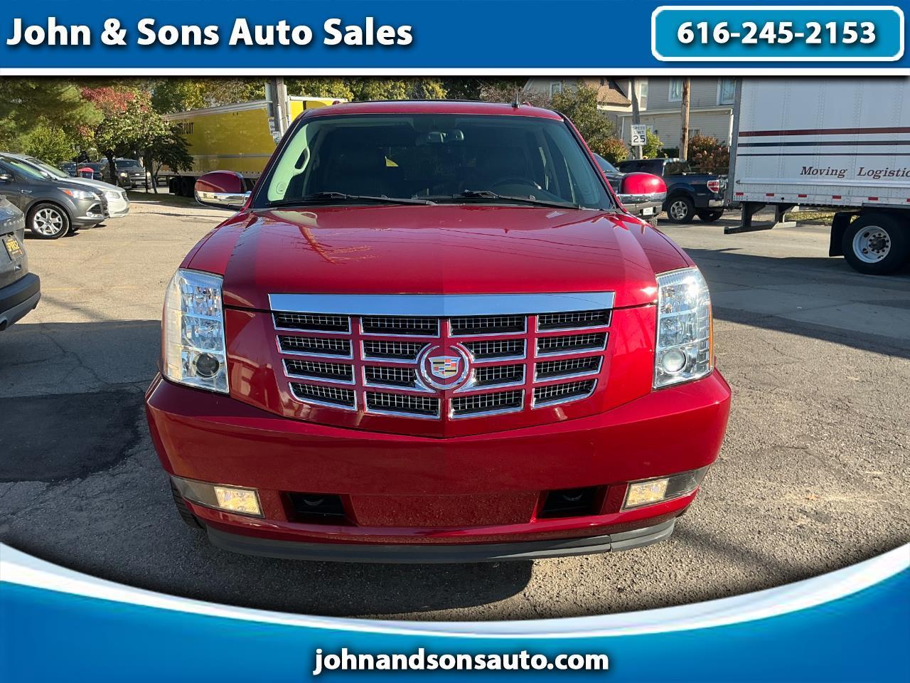 2013 Cadillac Escalade AWD Luxury