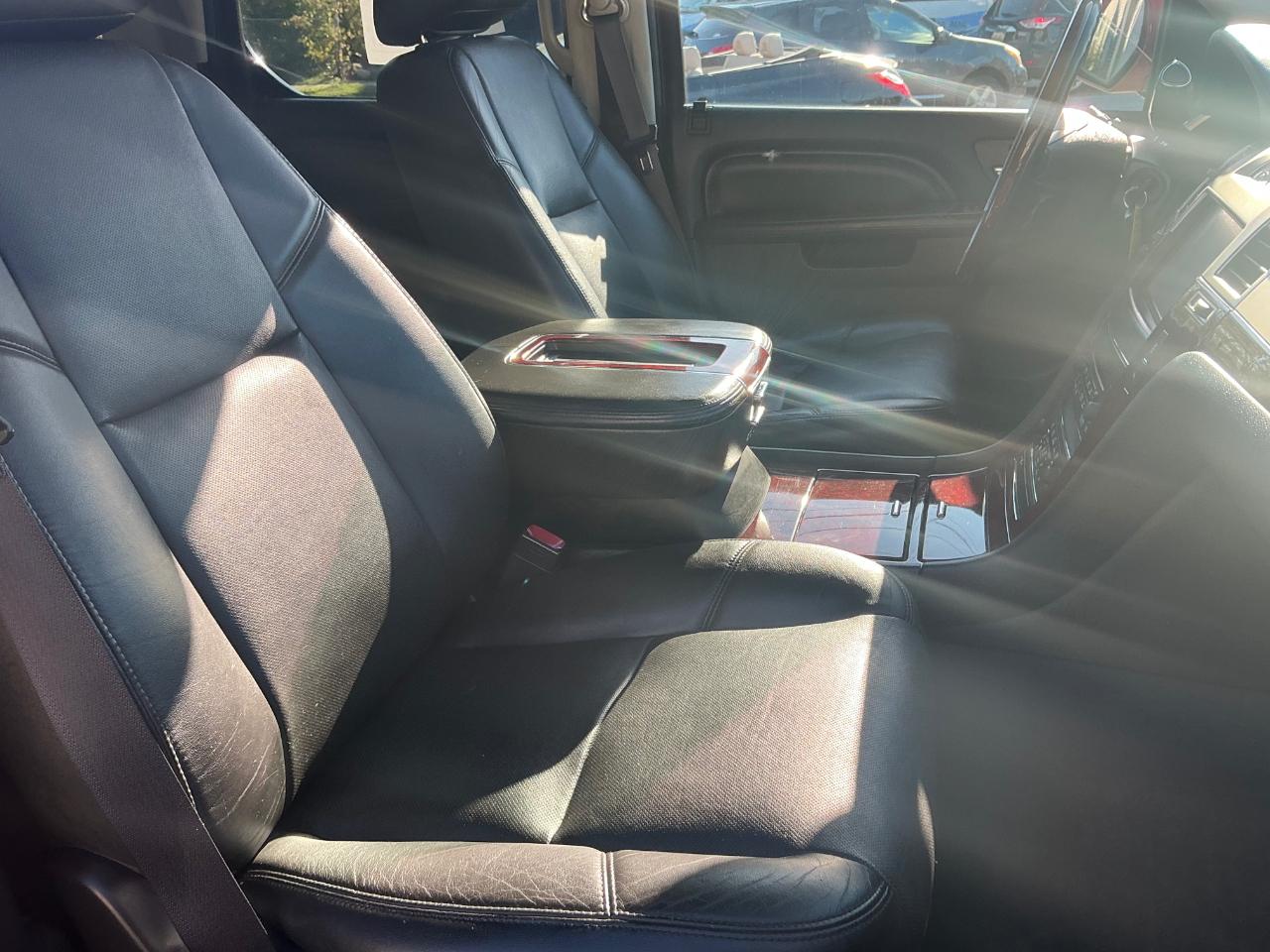 Cadillac Escalade AWD Luxury 2013