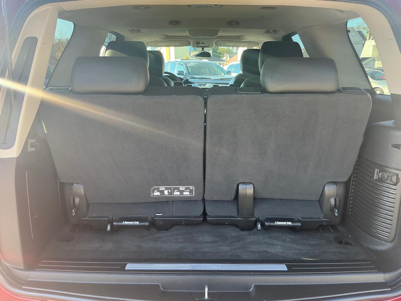 Cadillac Escalade AWD Luxury 2013