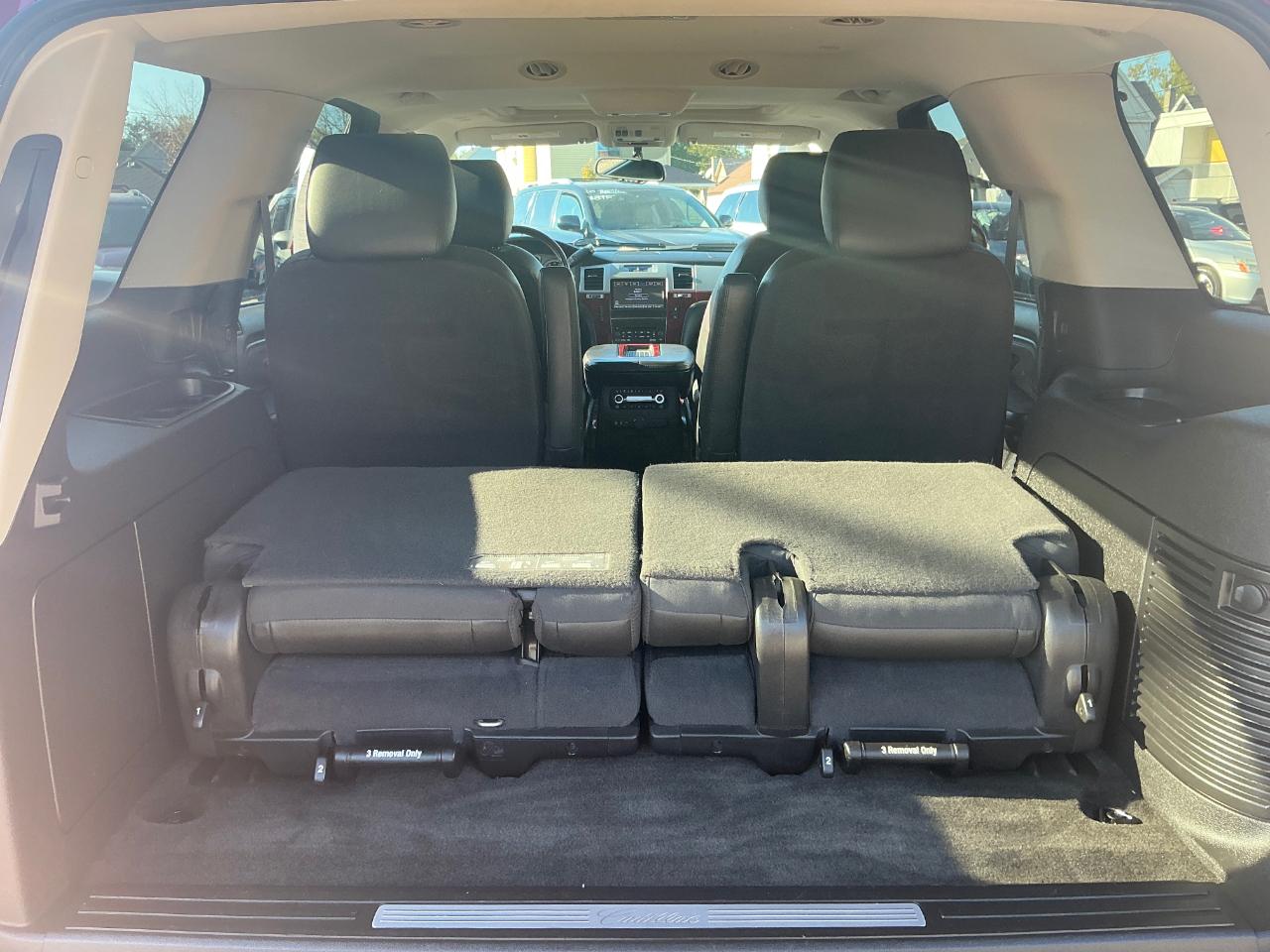 Cadillac Escalade AWD Luxury 2013