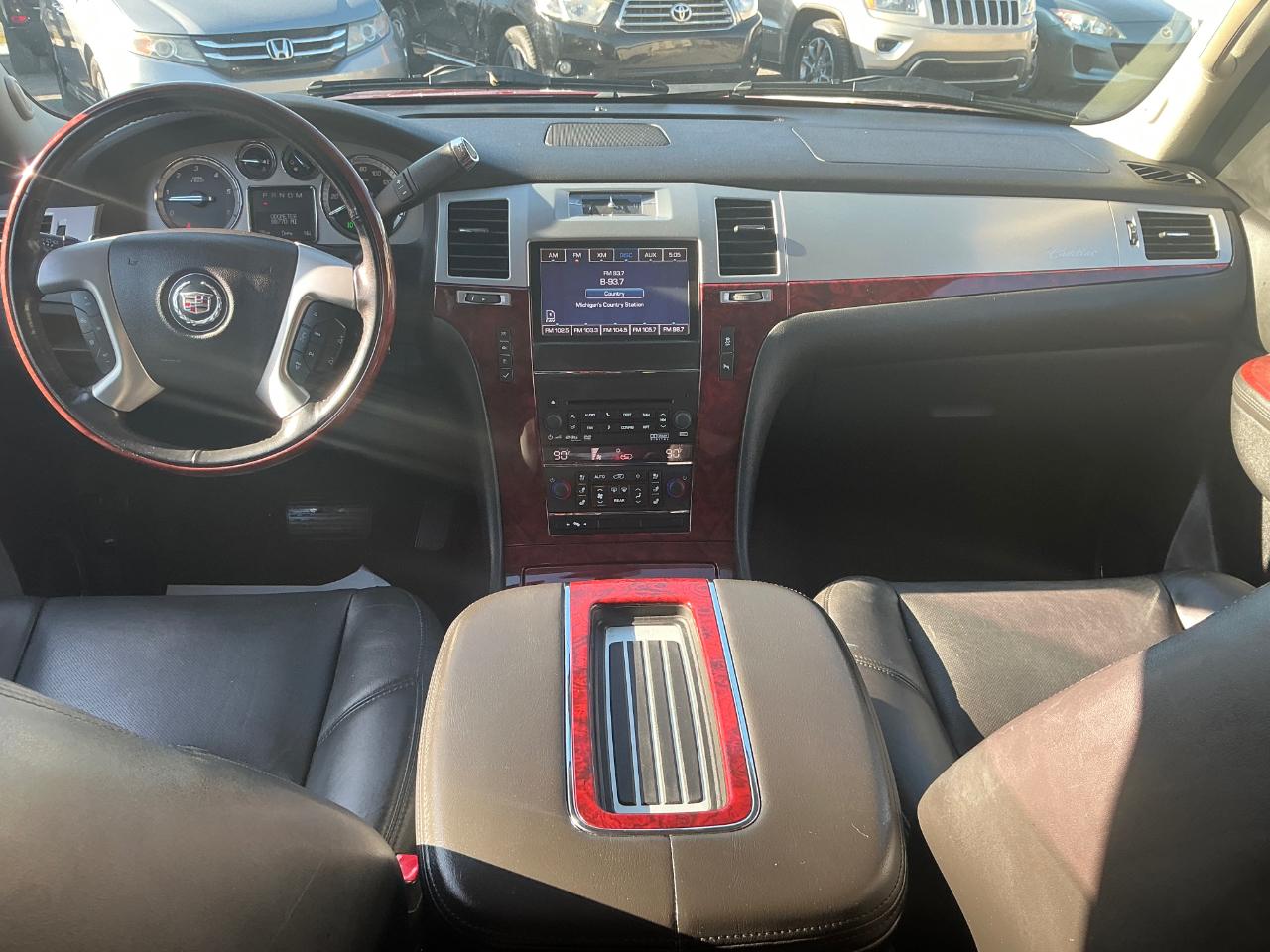 Cadillac Escalade AWD Luxury 2013