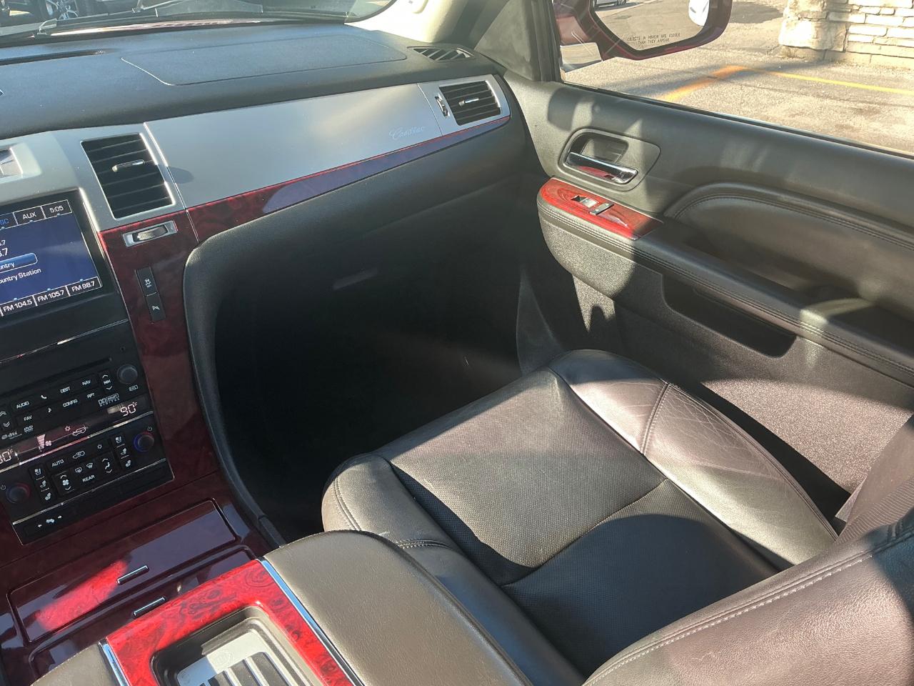 Cadillac Escalade AWD Luxury 2013