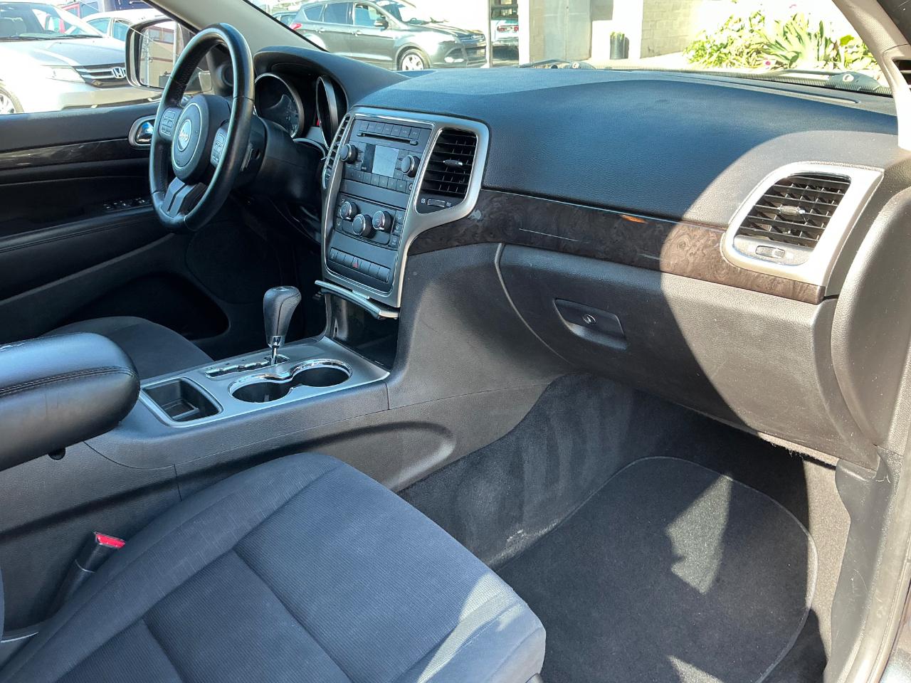 Jeep Grand Cherokee Laredo 4WD 2013
