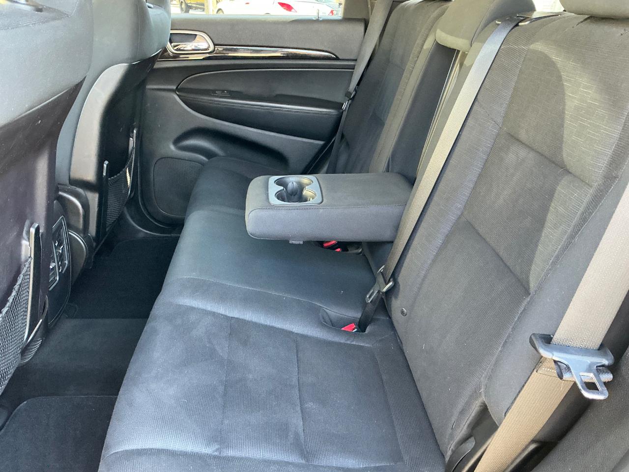 Jeep Grand Cherokee Laredo 4WD 2013