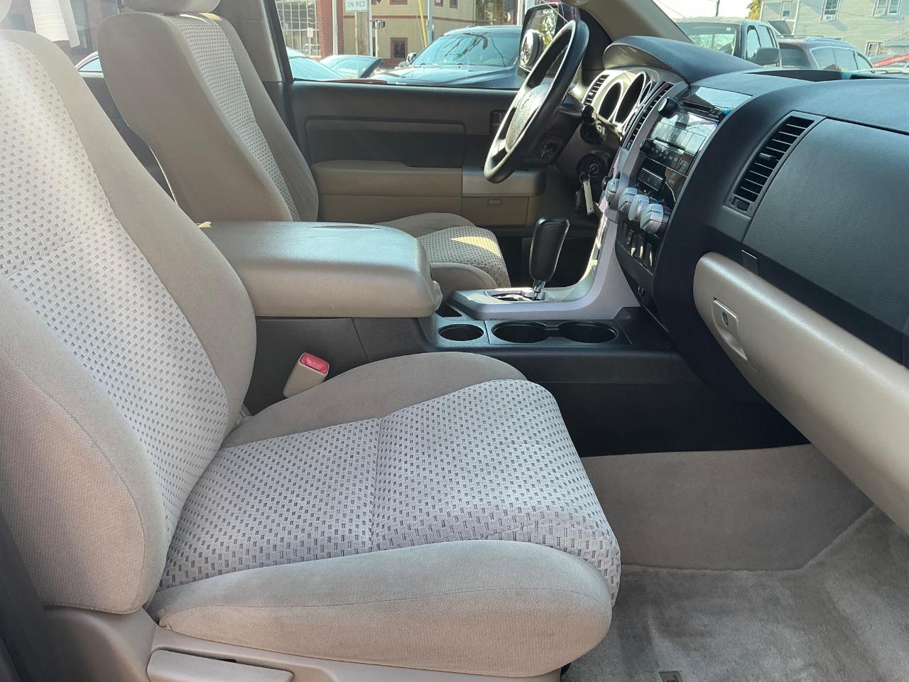 Toyota Tundra SR5 CrewMax 6AT 4WD 2007
