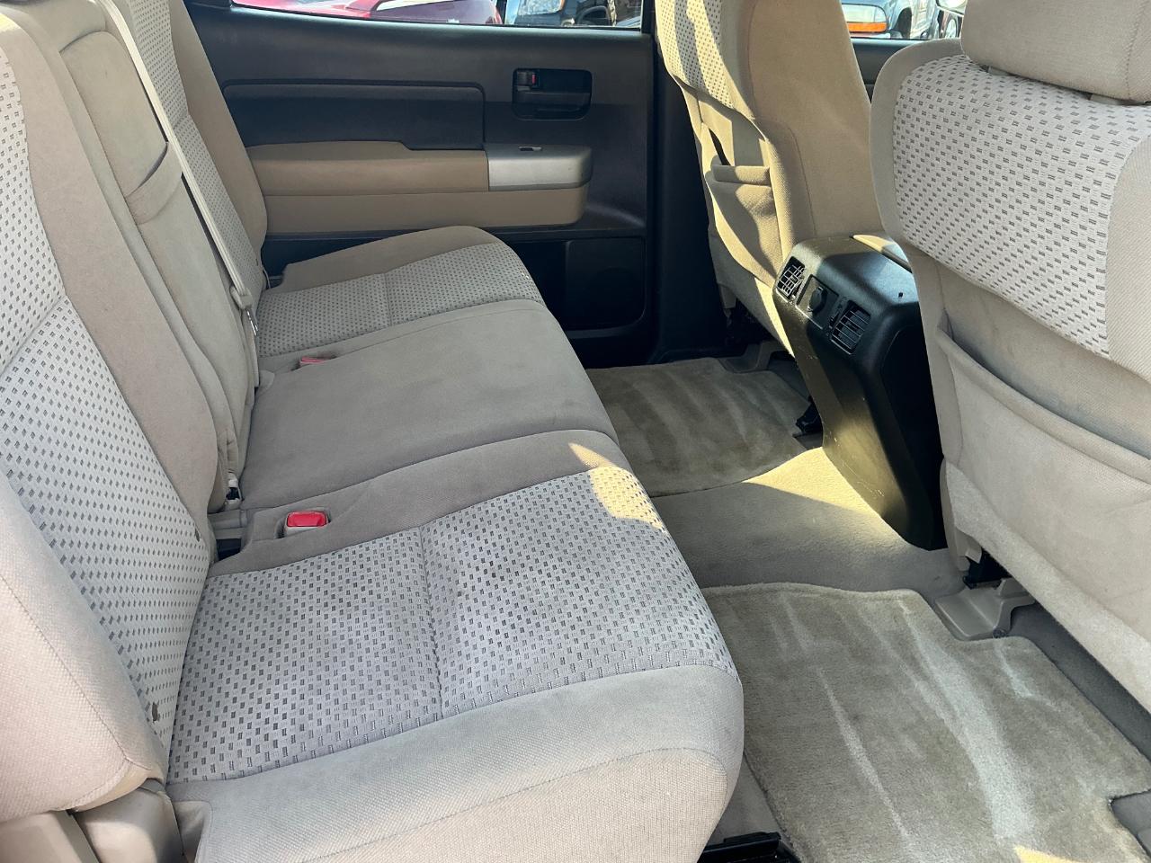 Toyota Tundra SR5 CrewMax 6AT 4WD 2007