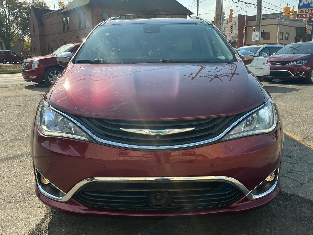 Chrysler Pacifica Hybrid Limited 2018
